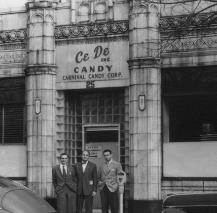 CeDe Candy store front in 1952